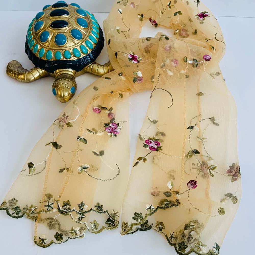 Women’s Scarf